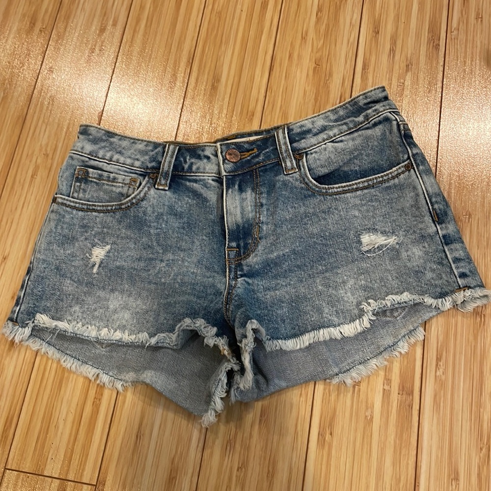 PacSun Bullhead Denim Co low rise denim shorts size 25